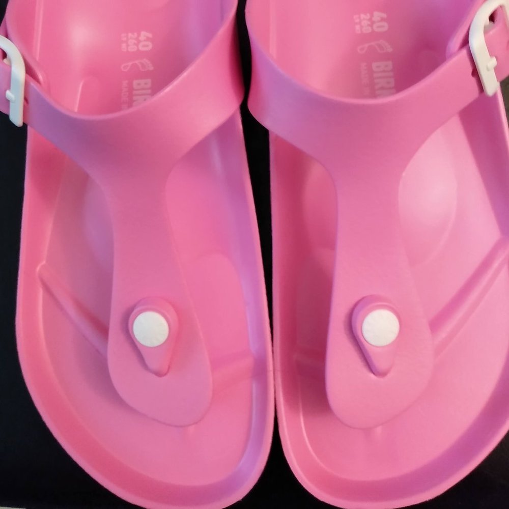 Birkenstock Gizeh EVA  in Neon Pink - size 40 EU